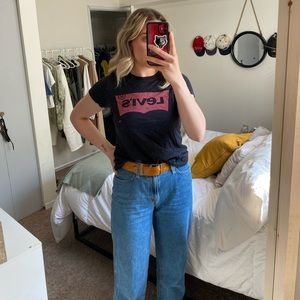 Levi’s t shirt